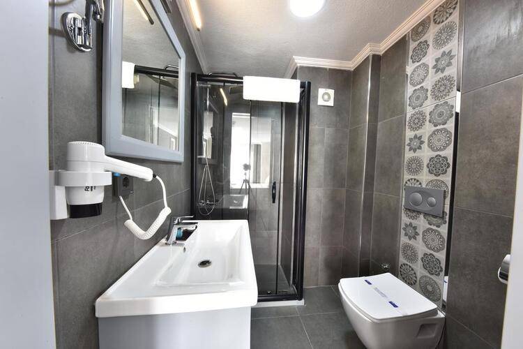 Almina Inn Hotel