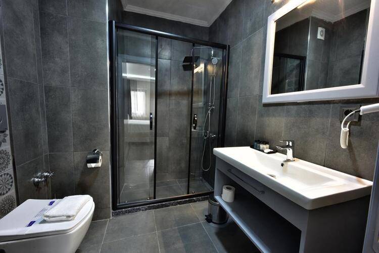 Almina Inn Hotel