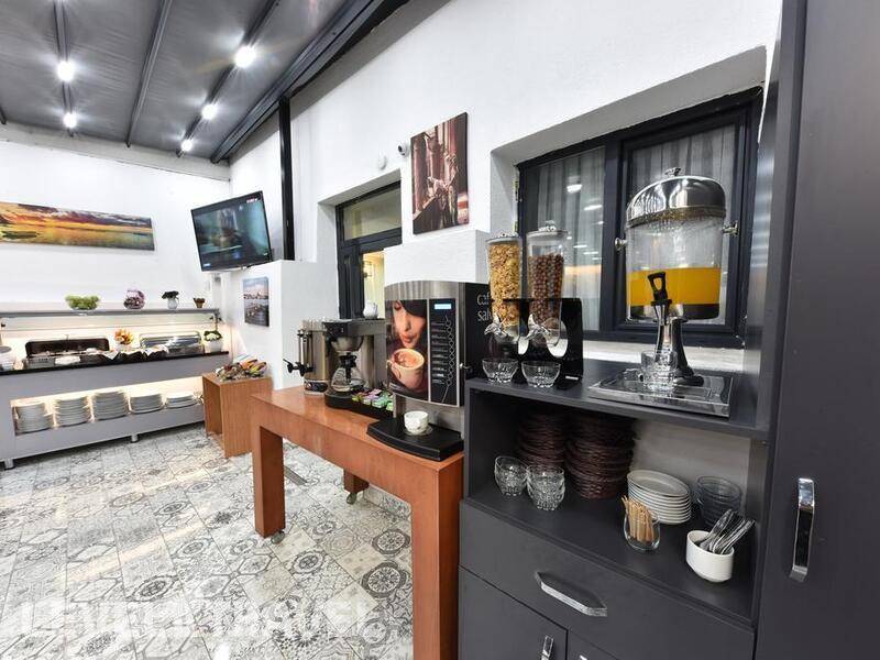 Фотография Almina Inn Hotel