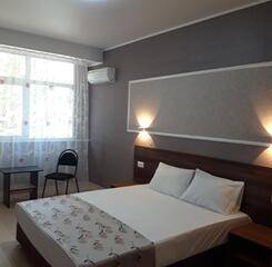 $item['hotel']['name']