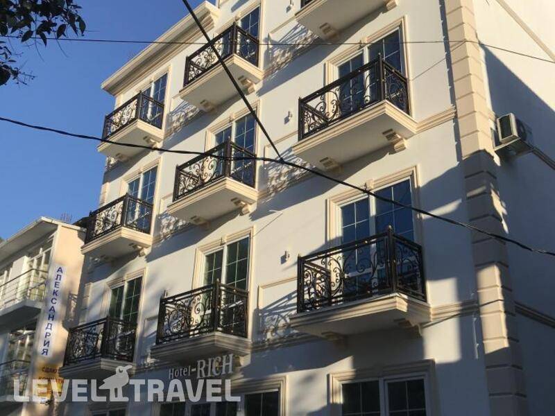 Фотография Rich Hotel