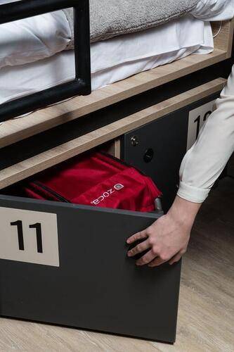 4u Capsule Hotel