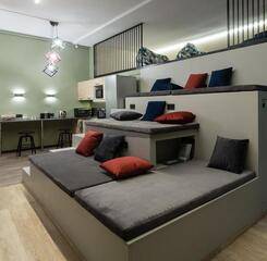 $item['hotel']['name']