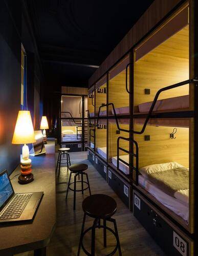 4u Capsule Hotel