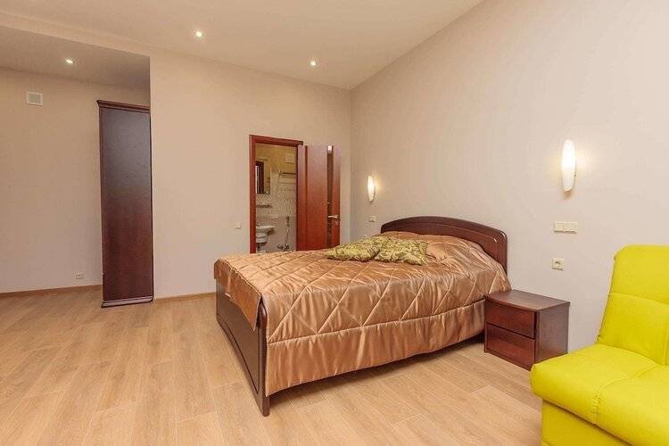 Апартаменты На Стремянной