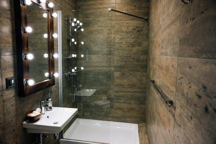 Bronza Hotel