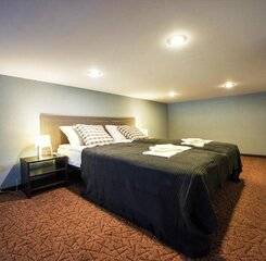 $item['hotel']['name']