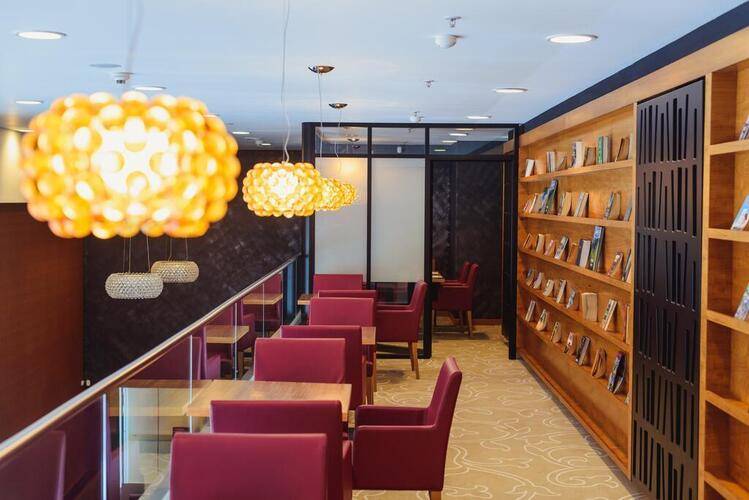 Crowne Plaza Аэропорт