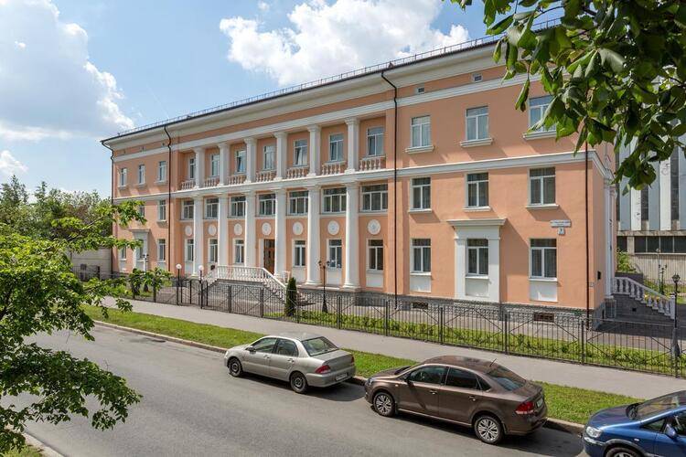 Отель Аветпарк
