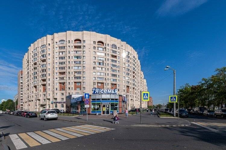 Апартаменты Коломяжский Проспект 28