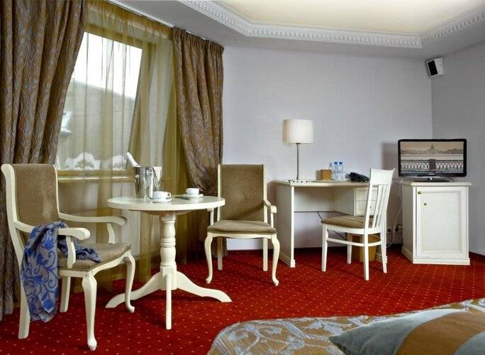 Отель Братья Карамазовы