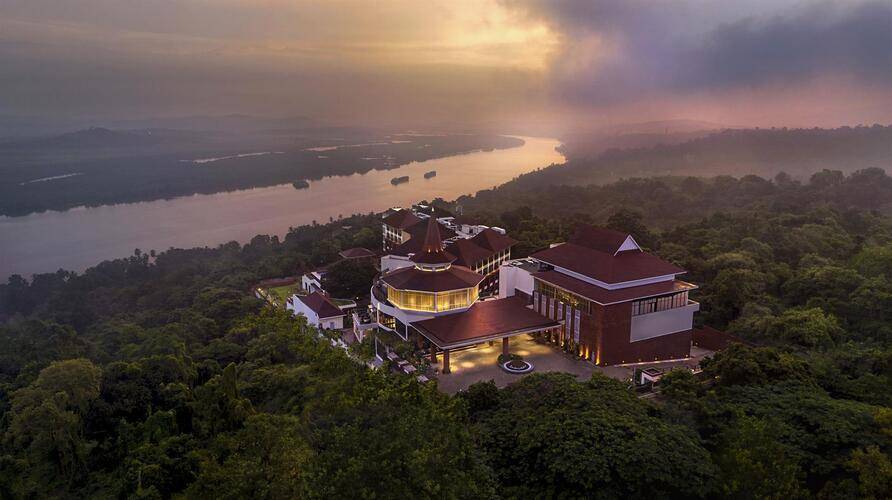 Double Tree By Hilton Panaji