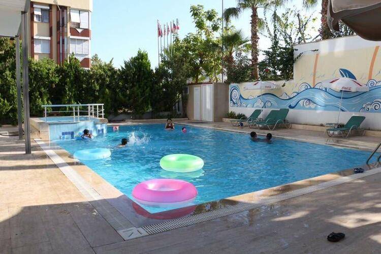 Luna Hotel
