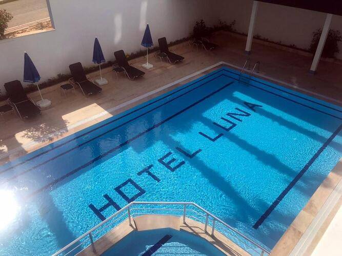 Luna Hotel