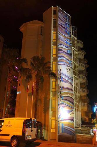 Azak Hotel