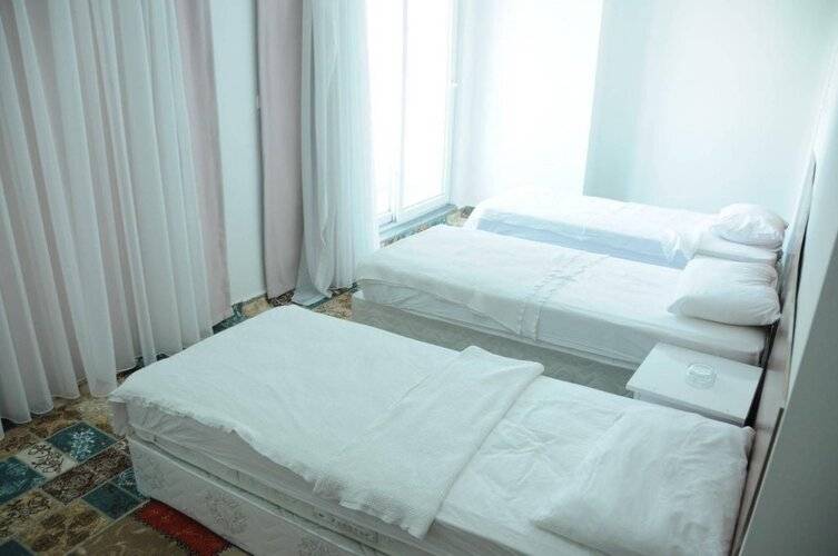 Demirci Hotel
