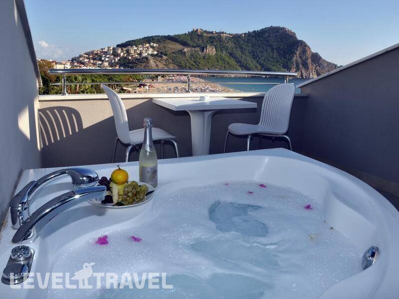 Фотография Sunprime Alanya Beach Hotel (Adults Only 16+)