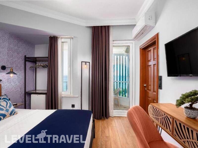 Фотография M.C.A. Marquis Hotel