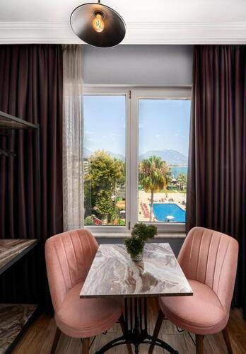 M.C.A. Marquis Hotel