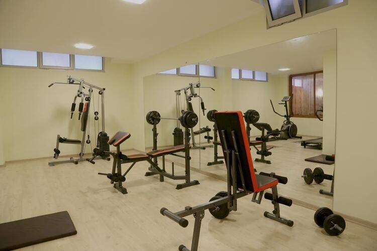 Club Karakas Apart