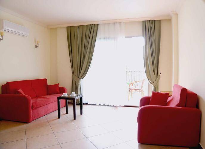 Club Karakas Apart
