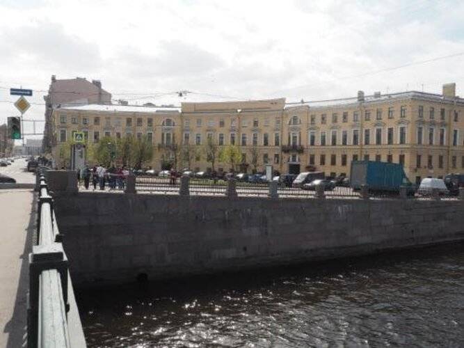 Отель Адель