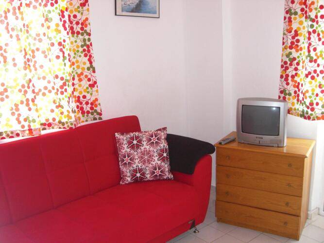 Tolan Apartments