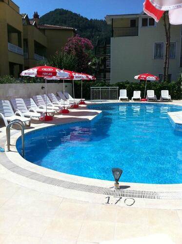 Tolan Apartments