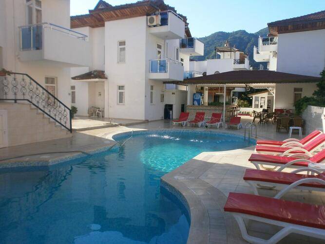 Tolan Apartments