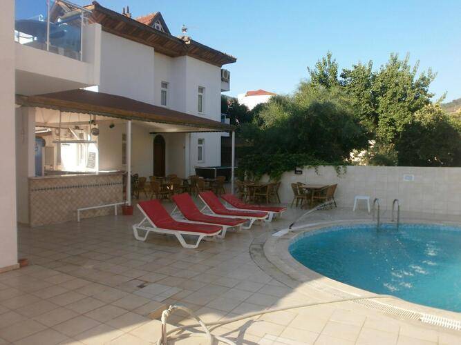 Tolan Apartments