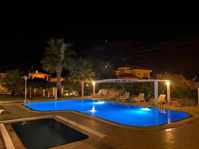 Yavuz Hotel