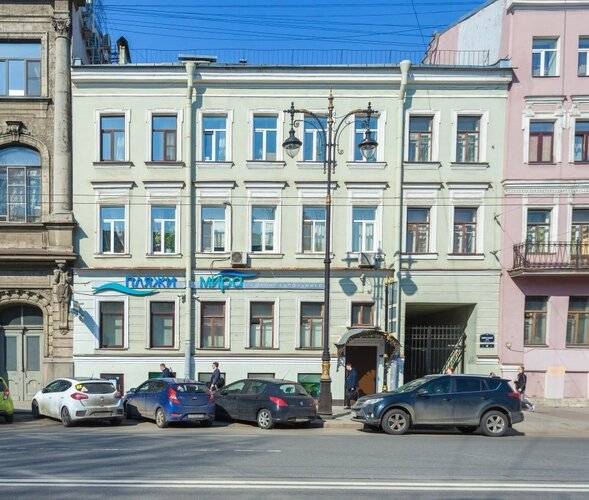 Квартира У Таврического Сада