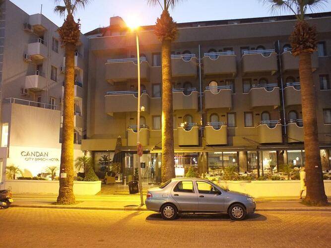 Candan Citybeach Hotel