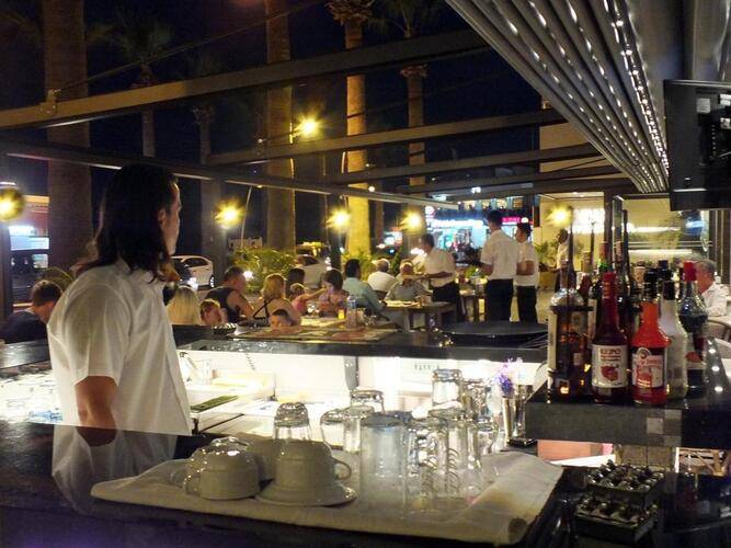 Candan Citybeach Hotel