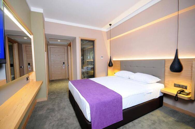 Candan Citybeach Hotel