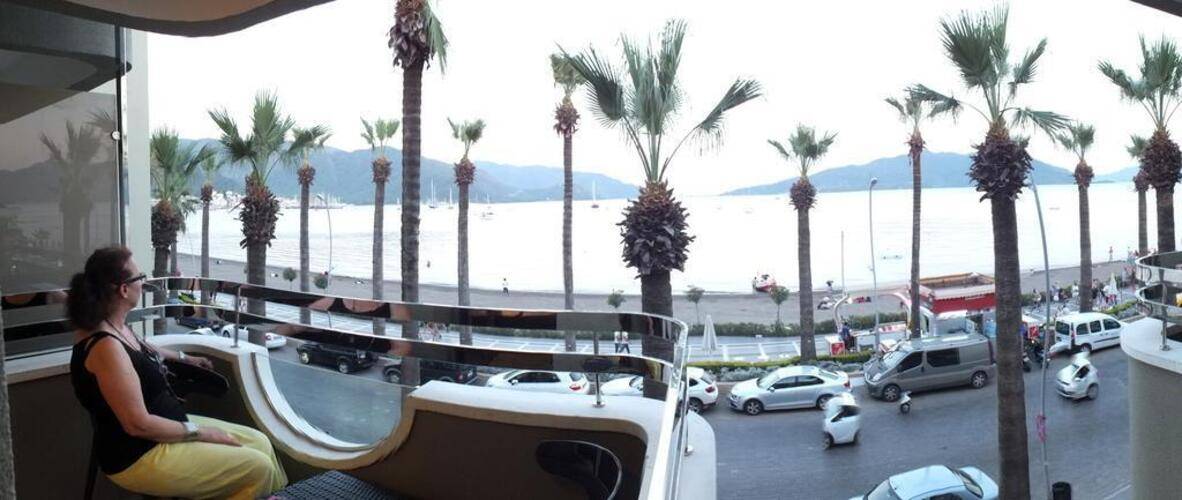 Candan Citybeach Hotel