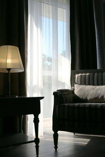 Pinehill Hotel & Suites