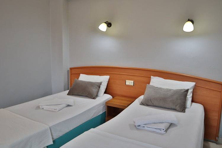Kleopatra Coral Apart Hotel
