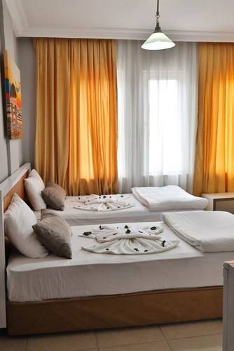 Kleopatra Coral Apart Hotel