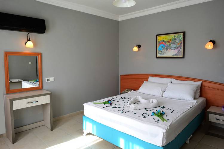 Kleopatra Coral Apart Hotel