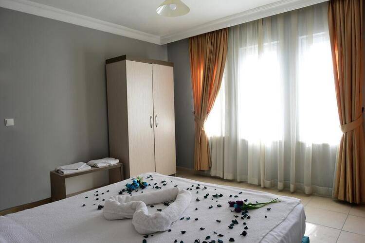 Kleopatra Coral Apart Hotel