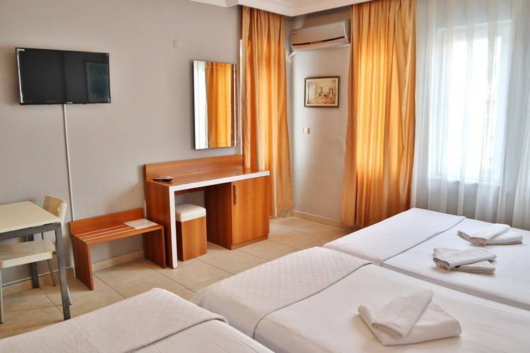 Kleopatra Coral Apart Hotel