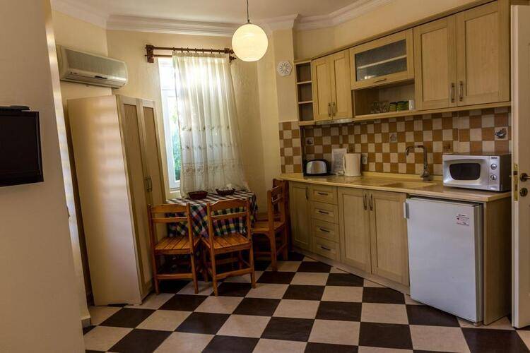 Mountain Valley Apart Hotel & Villas