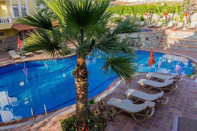 Mountain Valley Apart Hotel & Villas