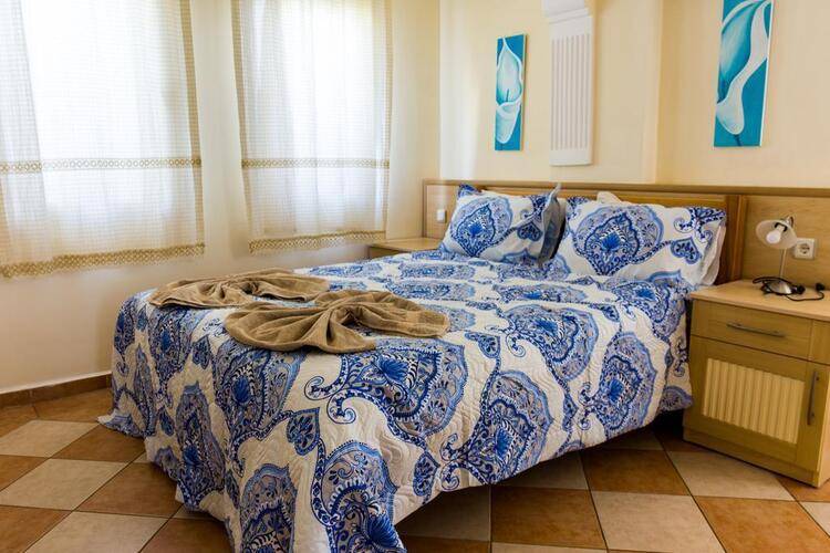 Mountain Valley Apart Hotel & Villas