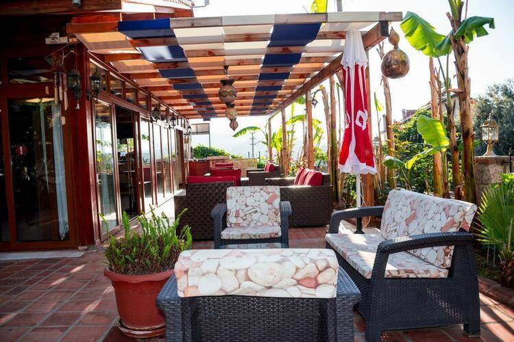 Mountain Valley Apart Hotel & Villas
