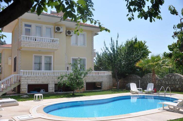 Mountain Valley Apart Hotel & Villas