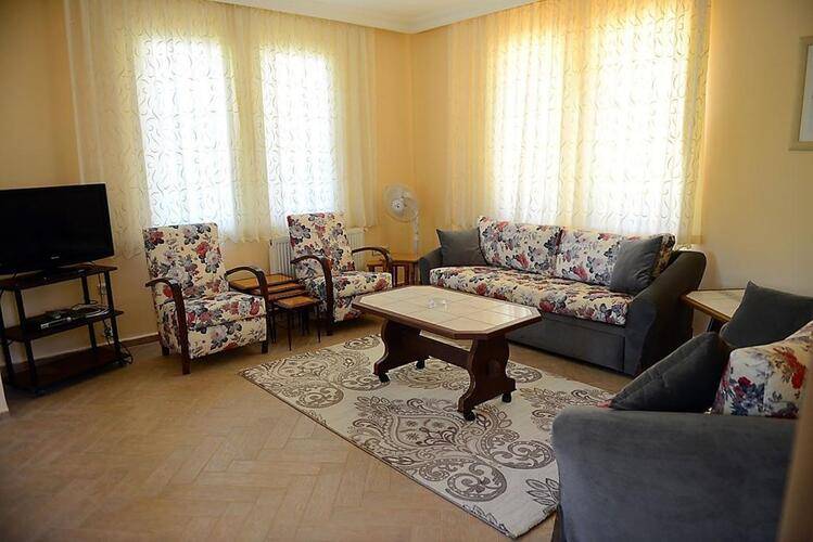 Mountain Valley Apart Hotel & Villas