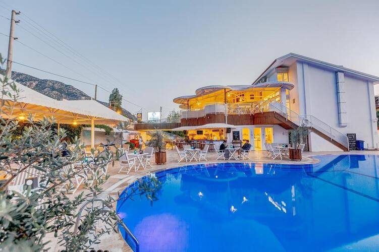 Monta Verde Hotel & Villas