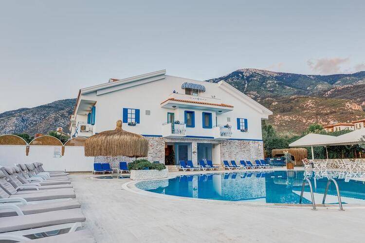 Monta Verde Hotel & Villas